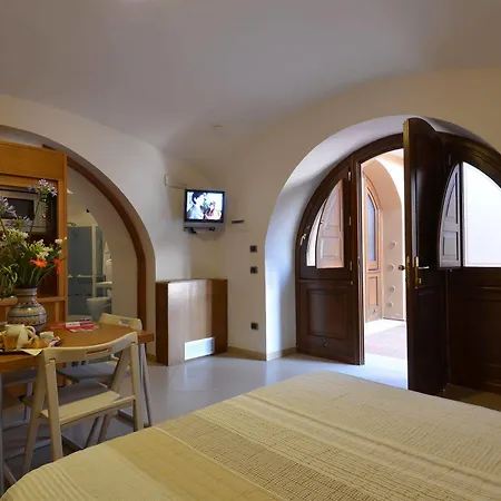 Diomede Hotel